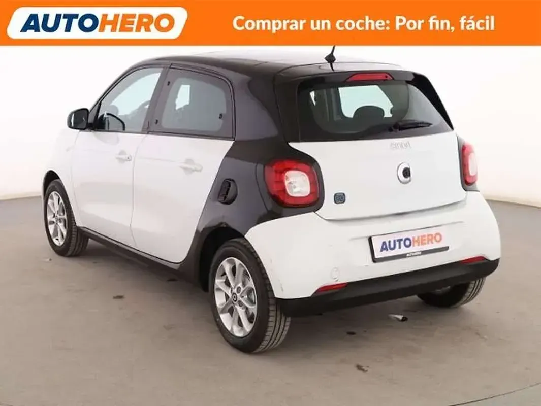 Usado Smart ForFour Electric Drive Passion 60 kW (82 CV) 2019 Blanco Utilitario