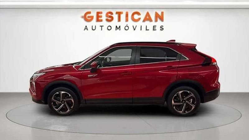 Usado Mitsubishi Eclipse Cross 188 CV (138 kW) 2022 Rojo SUV