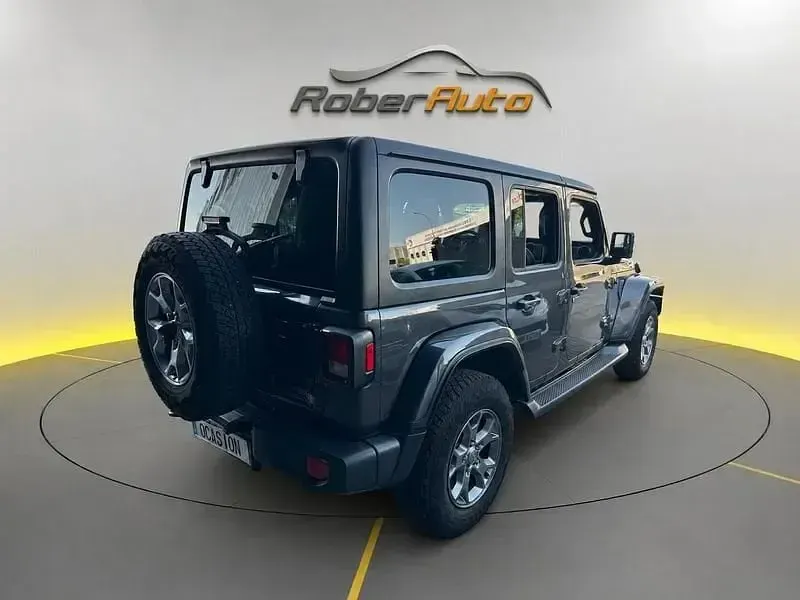 Usado Jeep Wrangler Unlimited Sport 200 CV (147 kW) 2020 Negro SUV