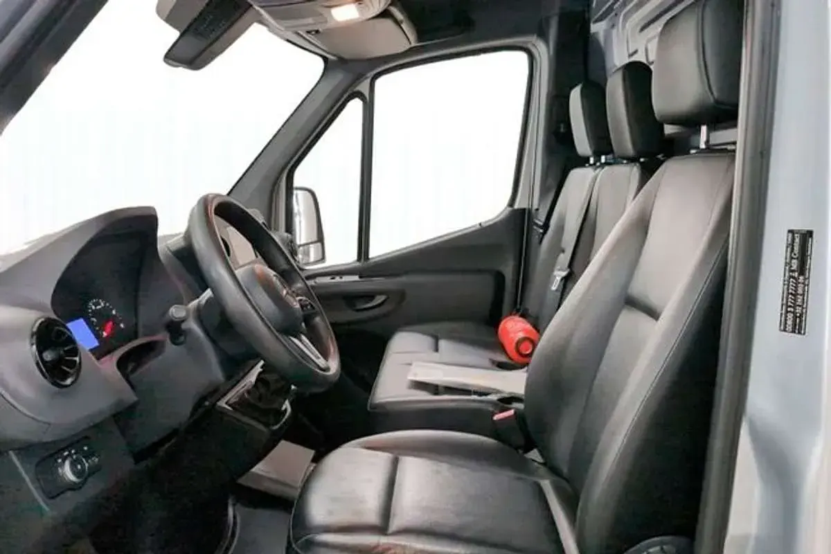 Usado Mercedes Sprinter 114 CV (83 kW) 2020 Gris Van