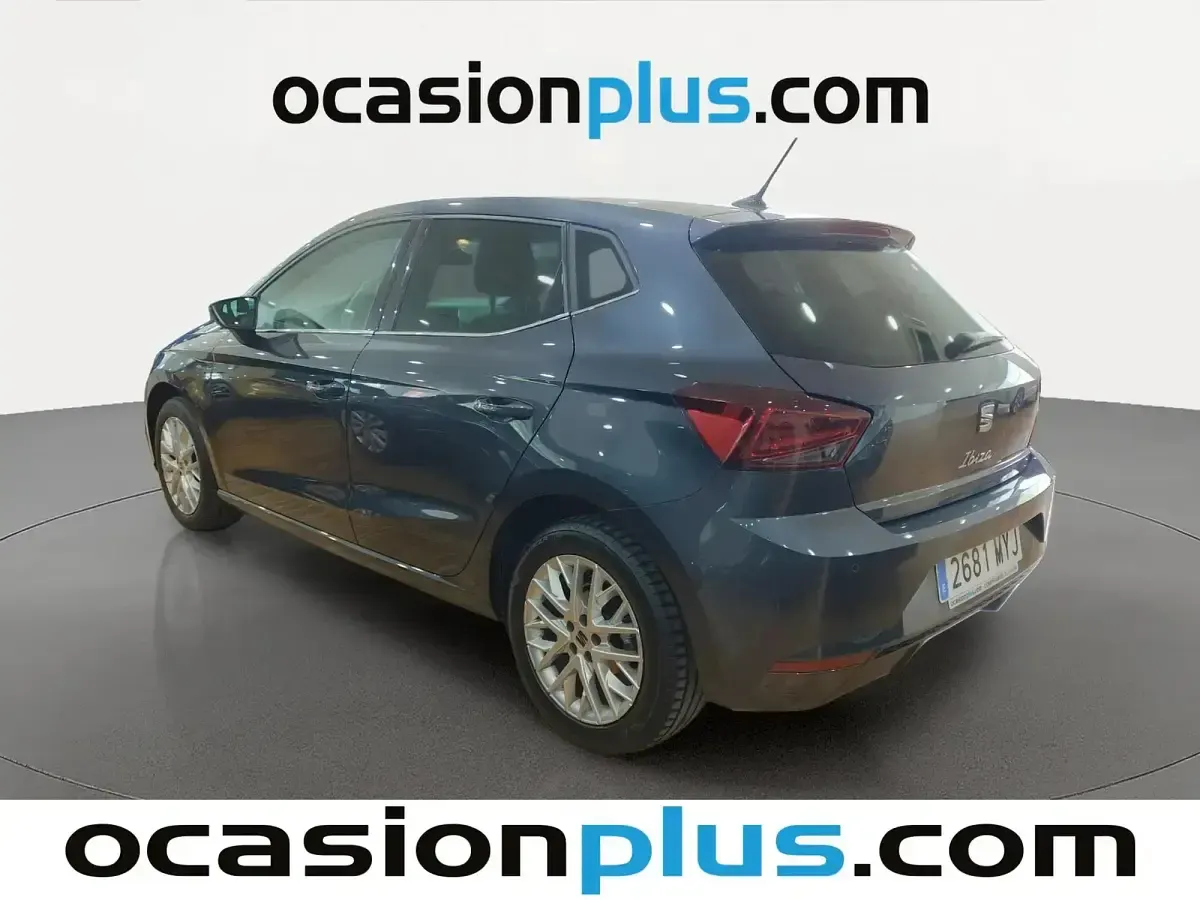 Usado Seat Ibiza XCELLENCE 115 CV (84 kW) 2025 Gris Utilitario