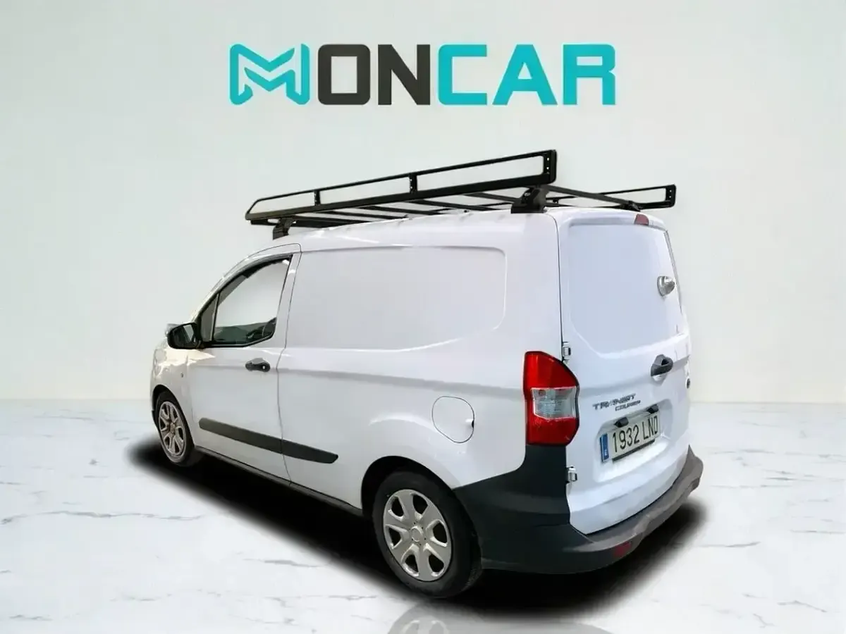 Usado Ford Transit Courier Trend 100 CV (73 kW) 2021 Blanco Van