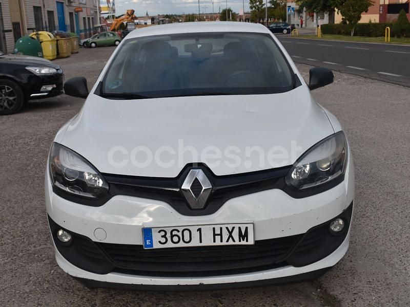 Usado Renault Mégane Intens 115 CV (84 kW) 2014 Blanco Berlina