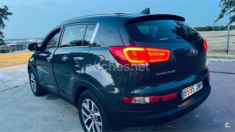 Usado Kia Sportage 135 CV (99 kW) 2016 Marrón SUV