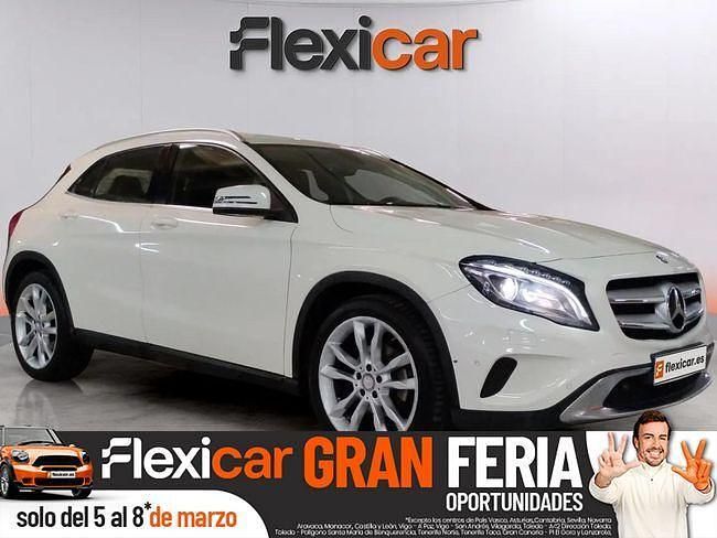 Usado Mercedes GLA200 Urban 136 CV (100 kW) 2016 Blanco SUV