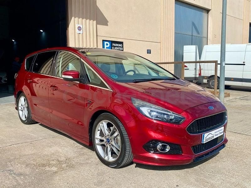 Usado Ford S-MAX Vignale 210 CV (154 kW) 2016 Rojo Monovolumen