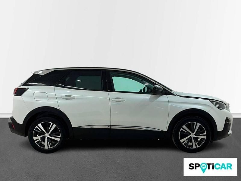 Usado Peugeot 3008 Allure 130 CV (95 kW) 2020 Blanco SUV