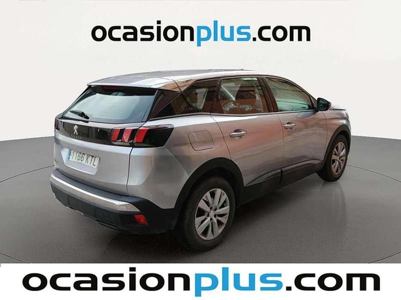 Usado Peugeot 3008 Allure 131 CV (96 kW) 2019 Gris SUV
