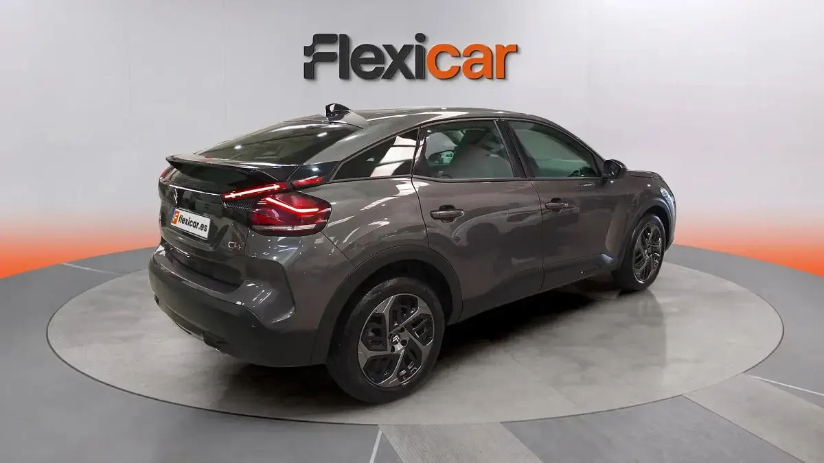 Begagnad Citroën C4 131 HK (96 kW) 2024 Grå SUV