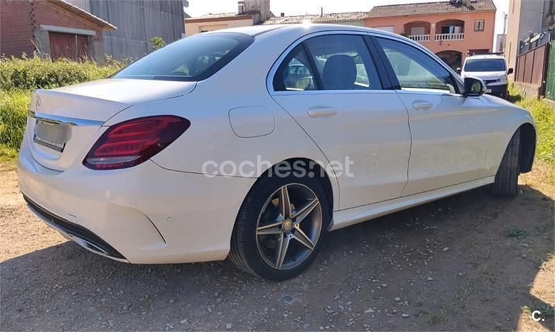 Usado Mercedes C220 AMG 170 CV (125 kW) 2016 Blanco Familiar