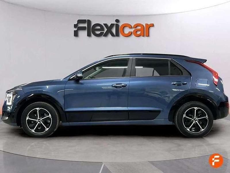 Usado Kia Niro 141 HP (103 kW) 2024 Azul SUV