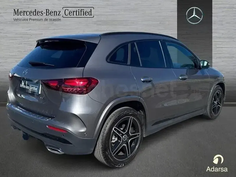 Usado Mercedes GLA200 163 CV (119 kW) 2025 Negro SUV