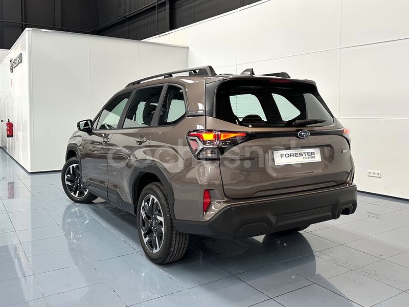 Nuevo Subaru Forester Active 152 CV (111 kW) 2025 Gris SUV