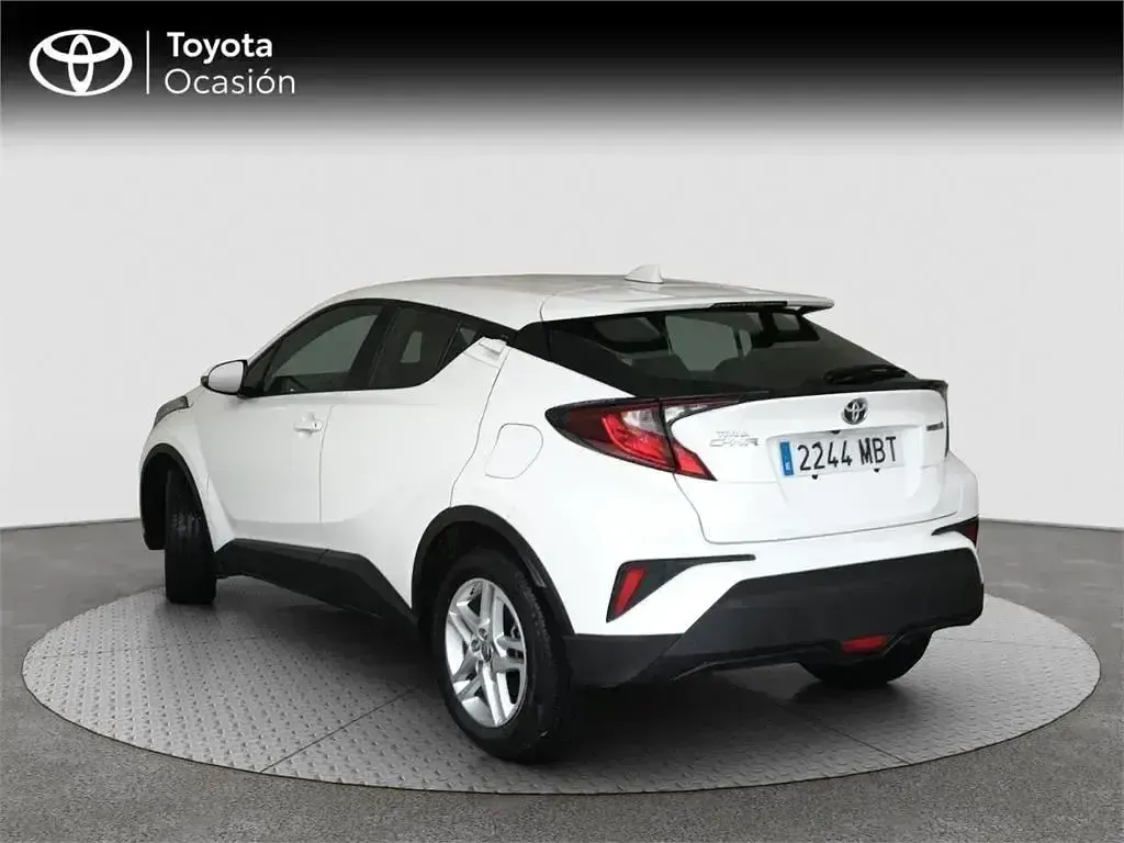 Usado Toyota C-HR Active 122 HP (89 kW) 2022 Branco SUV