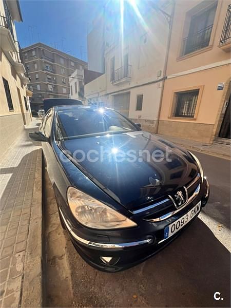 Usado Peugeot 607 211 CV (155 kW) 2009 Azul Berlina