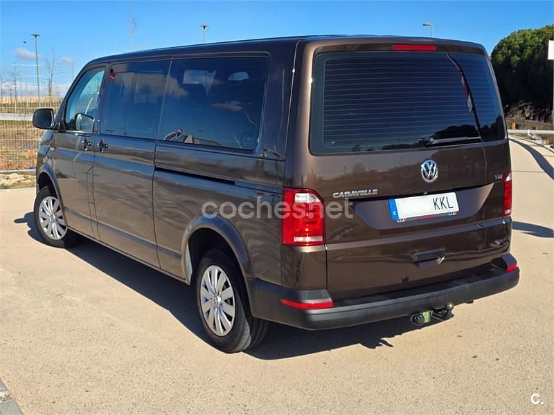 Usado VW Caravelle Trendline 150 CV (110 kW) 2018 Marrón Monovolumen