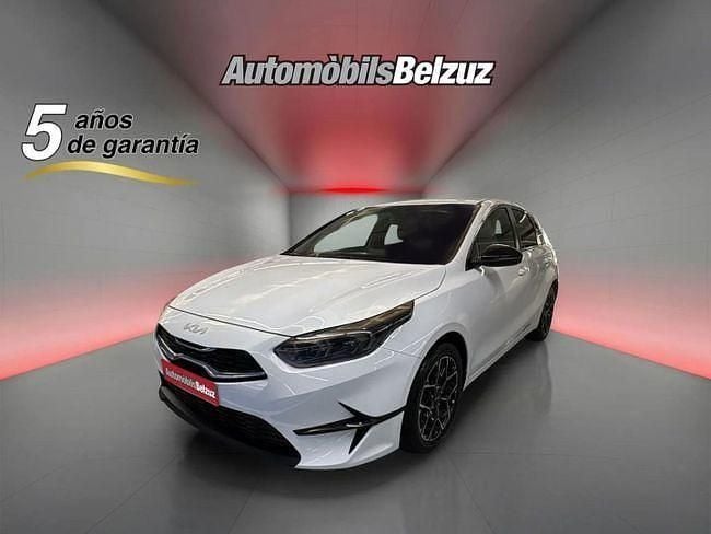 Usado Kia Ceed 100 CV (73 kW) 2025 Blanco Utilitario