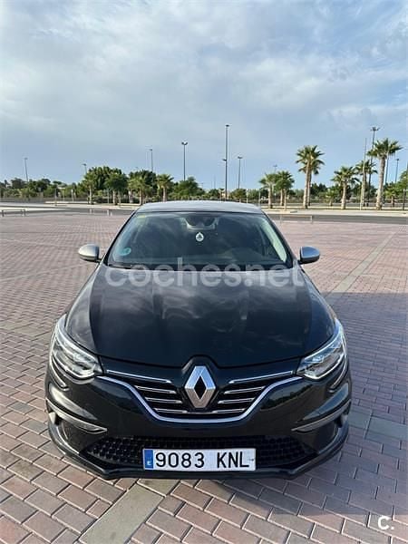 Negro Usado 2018 Renault Mégane GT Line GT-Line Berlina | 15.000 € (Un poco caro) - Imagen 1/4