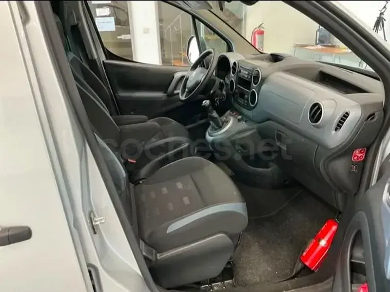 Usado Citroën Berlingo XTR 90 CV (66 kW) 2011 Gris / plata Monovolumen