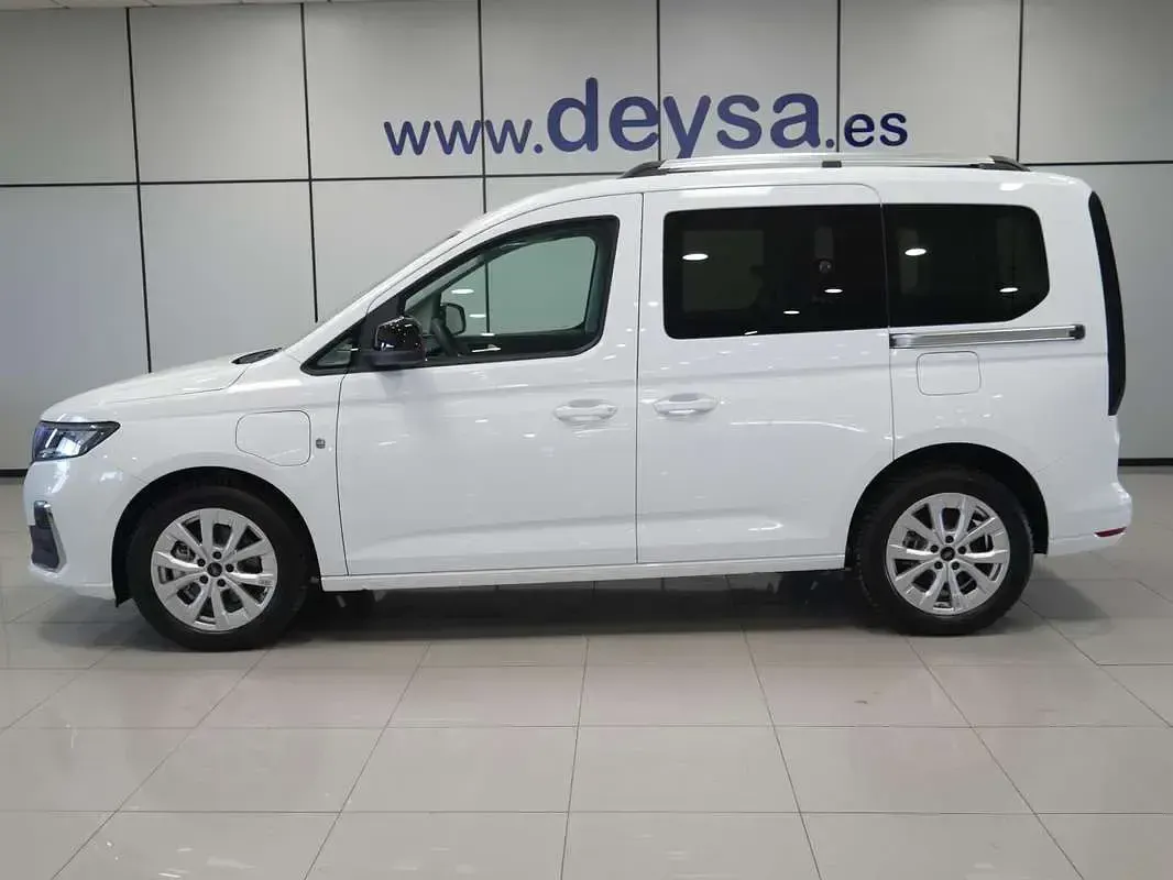 Nuevo Ford Tourneo Connect Titanium 150 CV (110 kW) 2026 Blanco Monovolumen