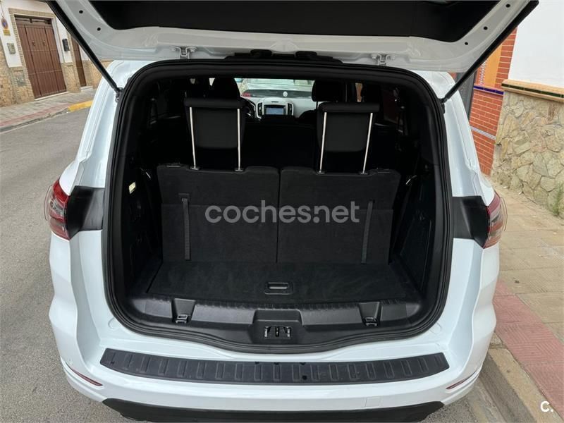 Usado Ford S-MAX ST-Line 150 CV (110 kW) 2019 Monovolumen