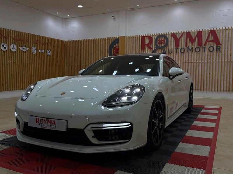 Usado Porsche Panamera 4S 560 CV (411 kW) 2022 Blanco Berlina