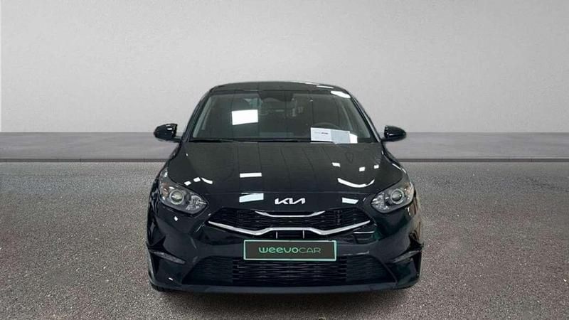Nuevo Kia Ceed 101 CV (74 kW) 2025 Negro Utilitario
