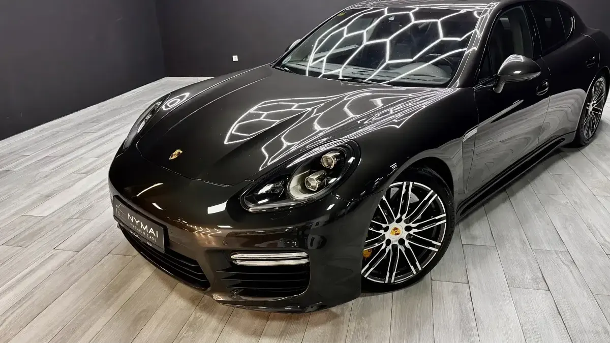 Käytetty Porsche Panamera Turbo S Executive 570 HP (419 kW) 2015 Harmaa Sedan