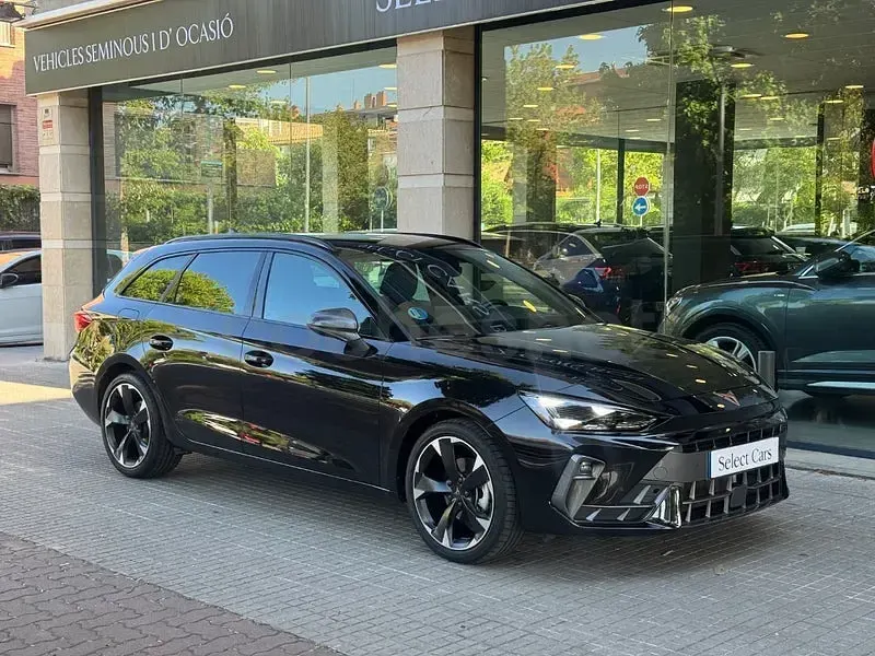 Usado Cupra Leon 150 CV (110 kW) 2025 Negro Familiar