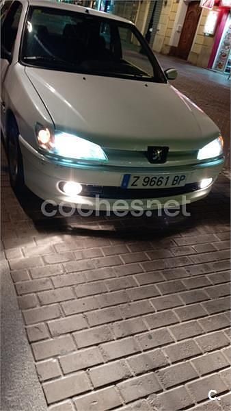 Blanco Usado 2000 Peugeot 306 Berlina | 1500 € (Precio justo) - Imagen 1/4