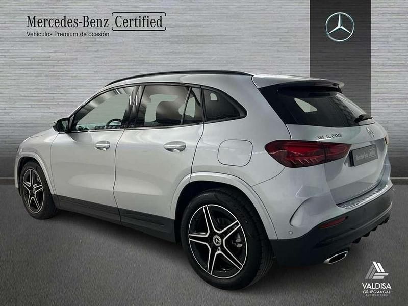 Usado Mercedes GLA200 163 CV (119 kW) 2025 SUV