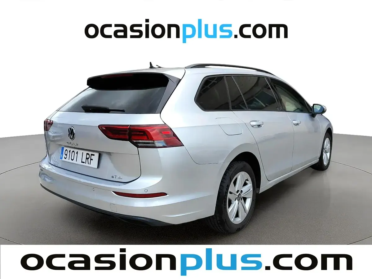 Begagnad VW Golf Life 110 HK (80 kW) 2021 Grå Kombi