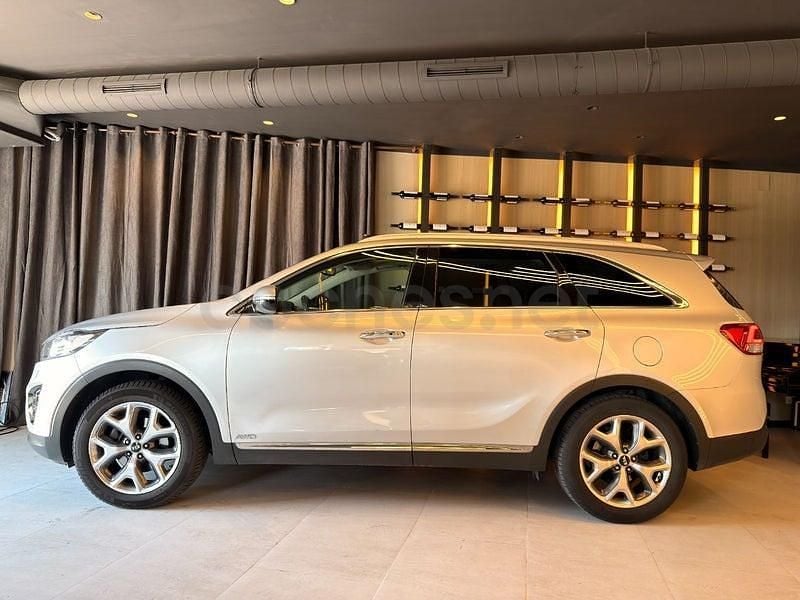 Usado Kia Sorento 200 CV (147 kW) 2018 Gris / plata SUV