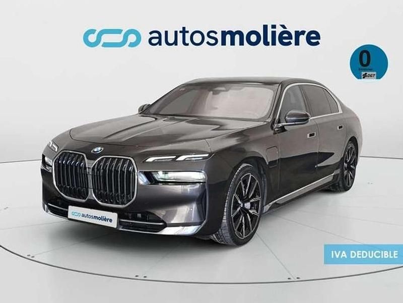 Gris Usado 2023 BMW 750e Comfort Edition Berlina | 85.263 € - Imagen 1/4