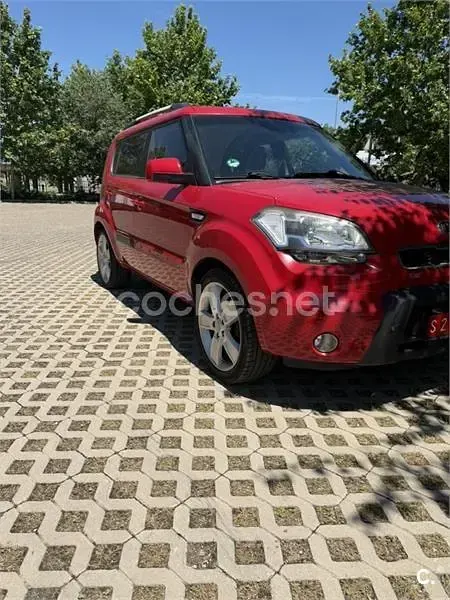 Usado Kia Soul 124 CV (91 kW) 2010 Granate SUV