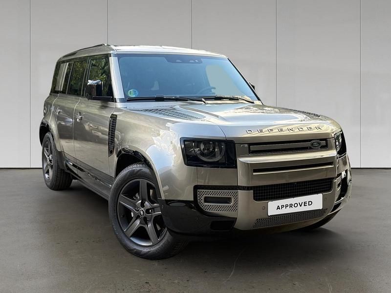 Usado Land Rover Defender SE Dynamic 249 CV (183 kW) 2025 Silicon silver SUV
