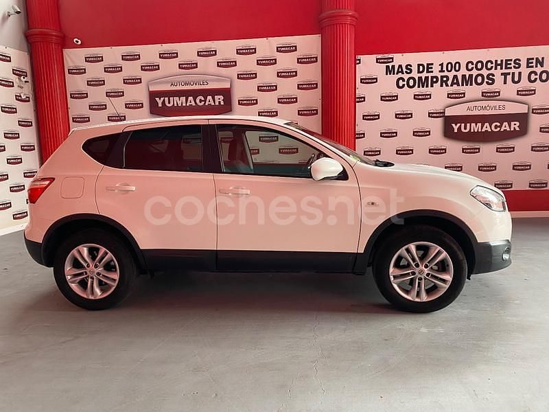 Usado Nissan Qashqai Acenta 110 CV (80 kW) 2012 Blanco SUV