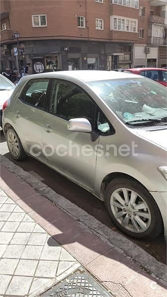 Brugt Toyota Auris Sol 124 HK (91 kW) 2007 Grå Hatchback