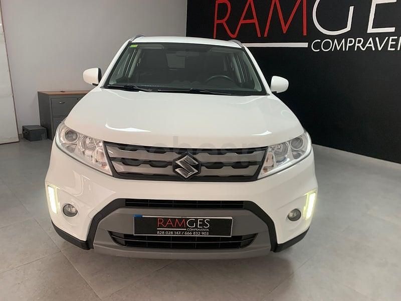 Usado Suzuki Vitara 120 CV (88 kW) 2018 Blanco SUV