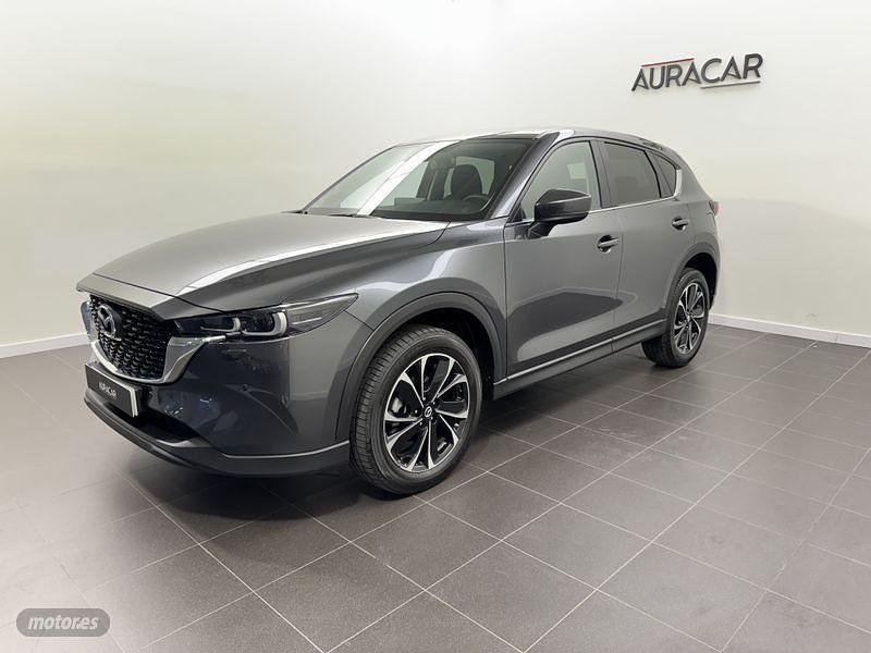 Usado Mazda CX-5 Sky 165 CV (121 kW) 2024 Gris / plata SUV