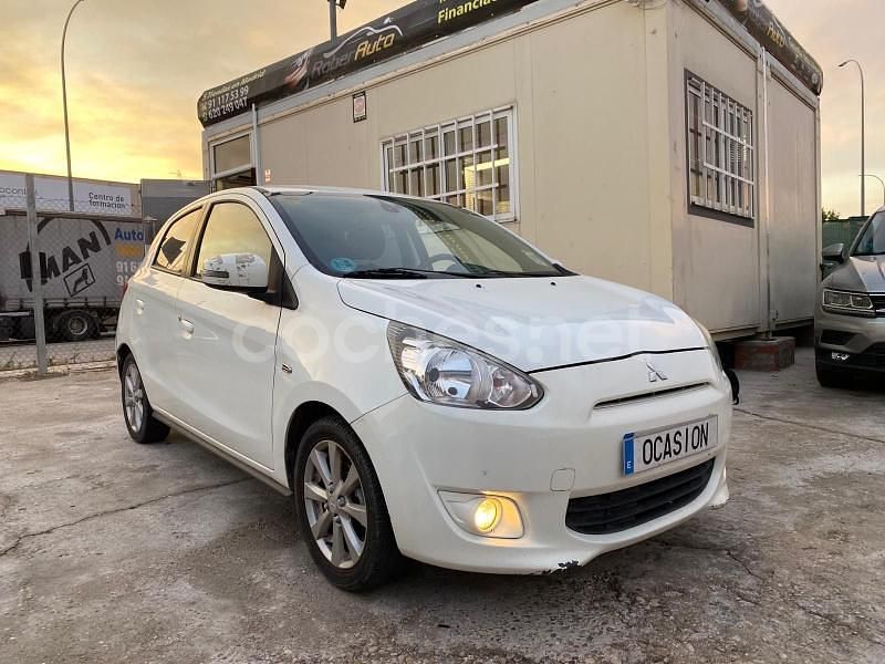 Blanco Usado 2015 Mitsubishi Space Star Motion Berlina | 4997 € - Imagen 1/4
