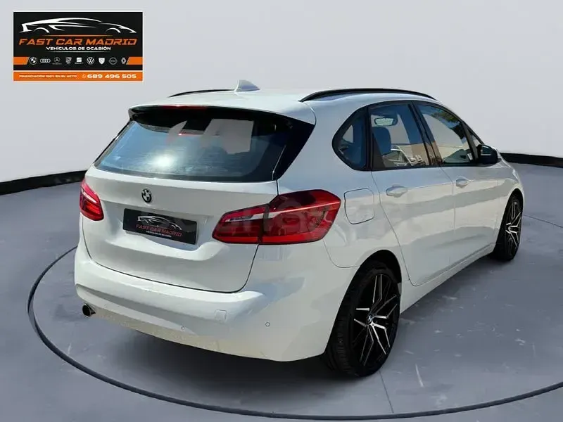 Usado BMW 218 136 CV (100 kW) 2014 Blanco Familiar