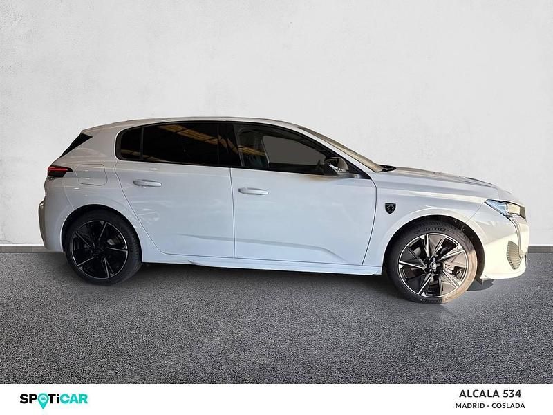Käytetty Peugeot 308 GT 114 kW (156 HP) 2025 Valkoinen Sedan