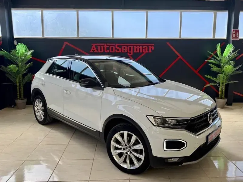 Usado VW T-Roc Advance 115 CV (84 kW) 2020 Blanco SUV