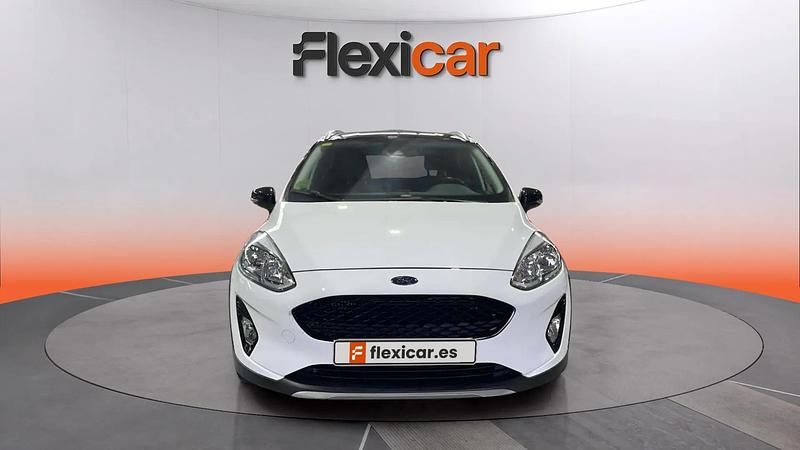 Usado Ford Fiesta Active 86 CV (63 kW) 2018 Blanco Utilitario