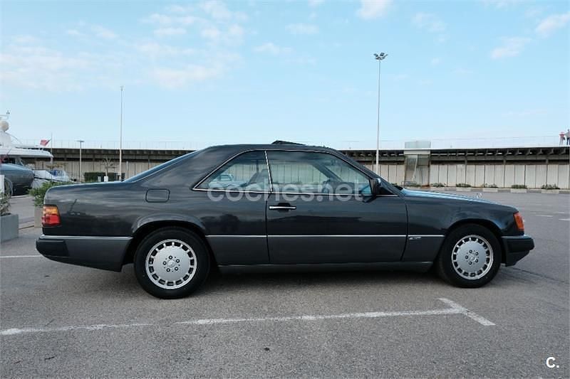 Negro Usado 1991 Mercedes E320 Coupe | 14.900 € - Imagen 1/4