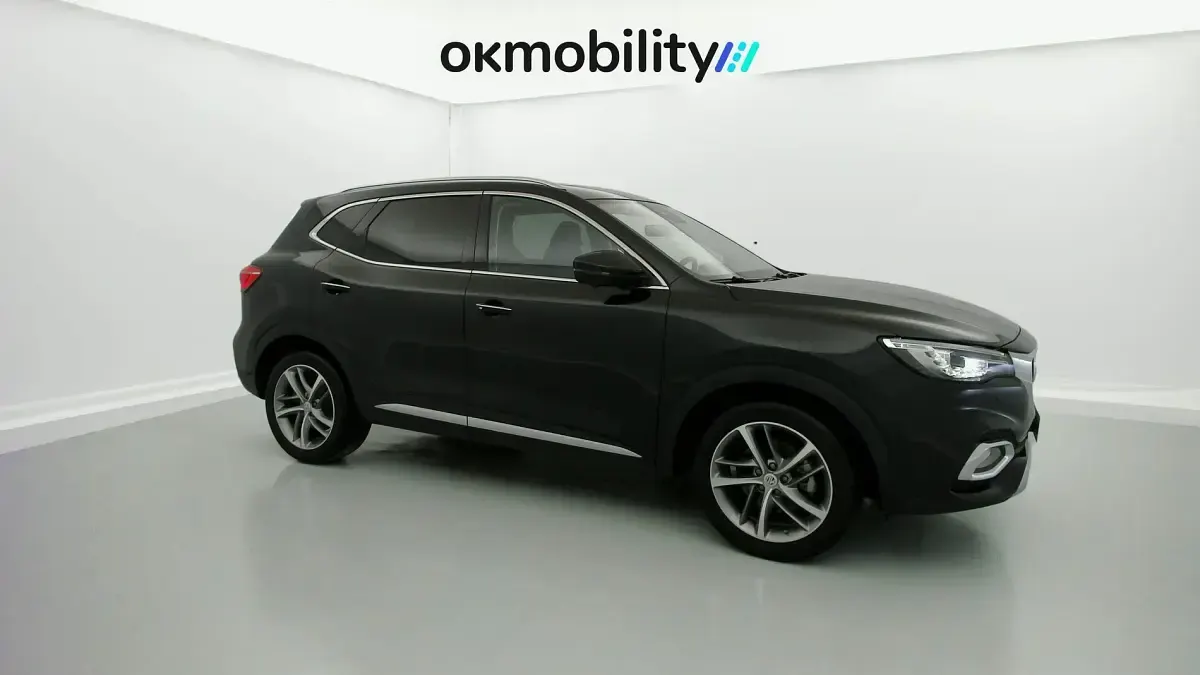 Usado MG HS Luxury 162 CV (119 kW) 2023 Negro guijarro SUV