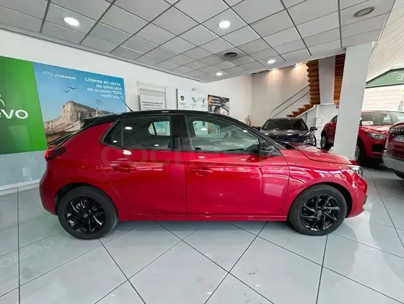 Usado Opel Corsa 100 CV (73 kW) 2023 Rojo Utilitario
