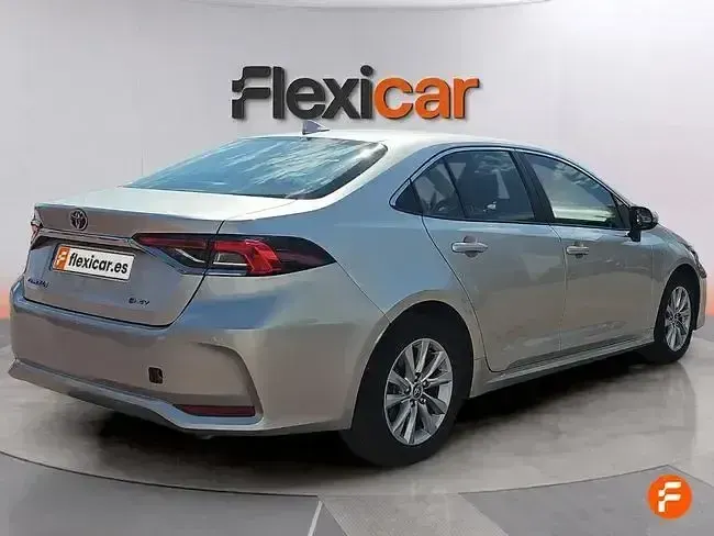 Usado Toyota Corolla Active 140 CV (102 kW) 2024 Gris