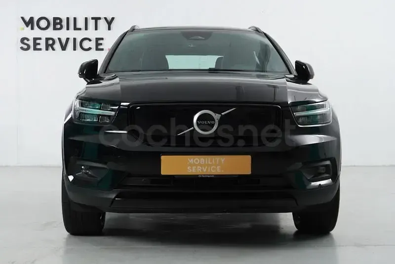 Usado Volvo XC40 300 kW (408 CV) 2021 Eléctrico SUV